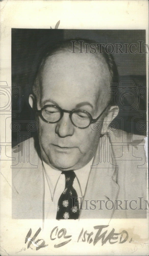 1942 Earl Godwin, NBC's Washington News Analyst - Historic Images