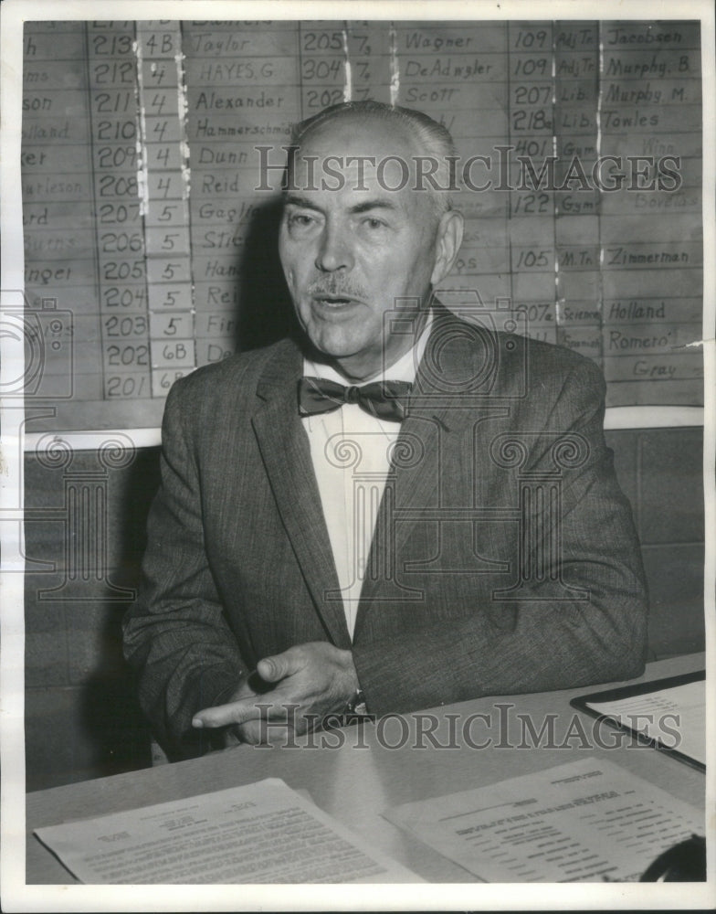 1963 Willard Johnston Principal Beale School - Historic Images