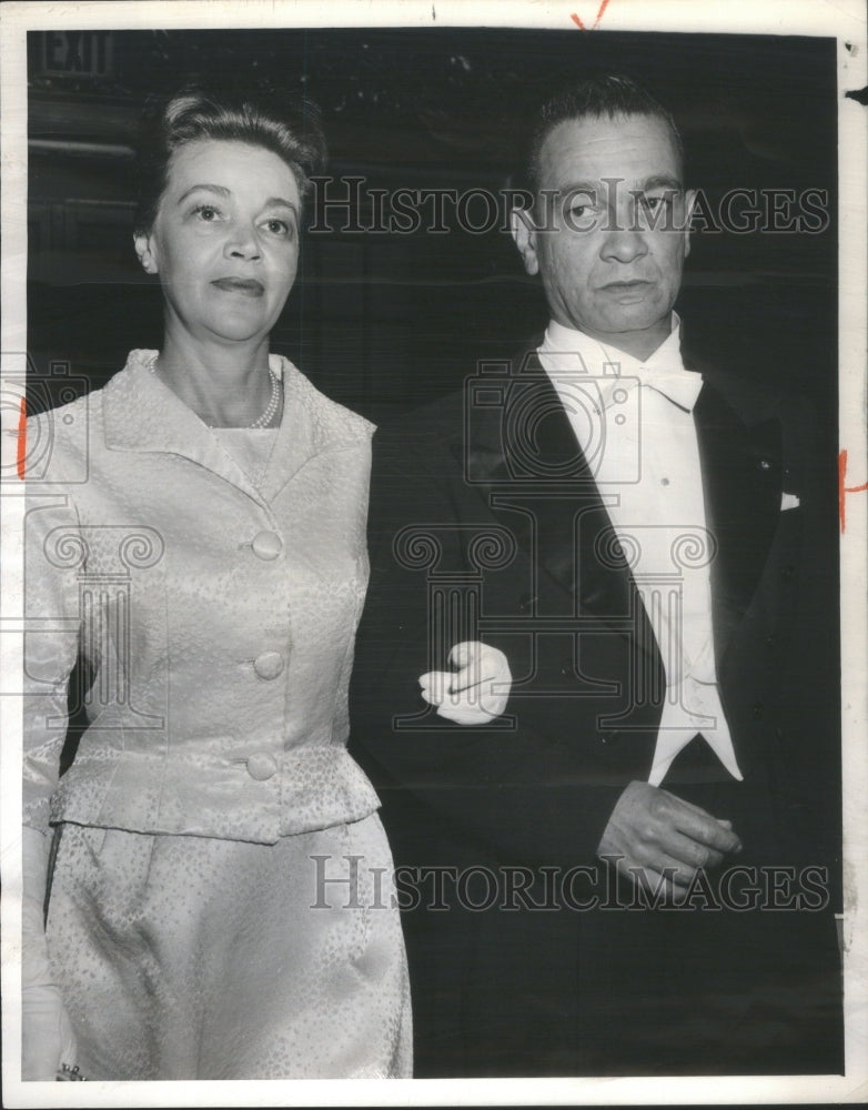 1966 Press Photo Mr. and Mrs. Alfonso Godoy, consul general of Venesuela. - Historic Images