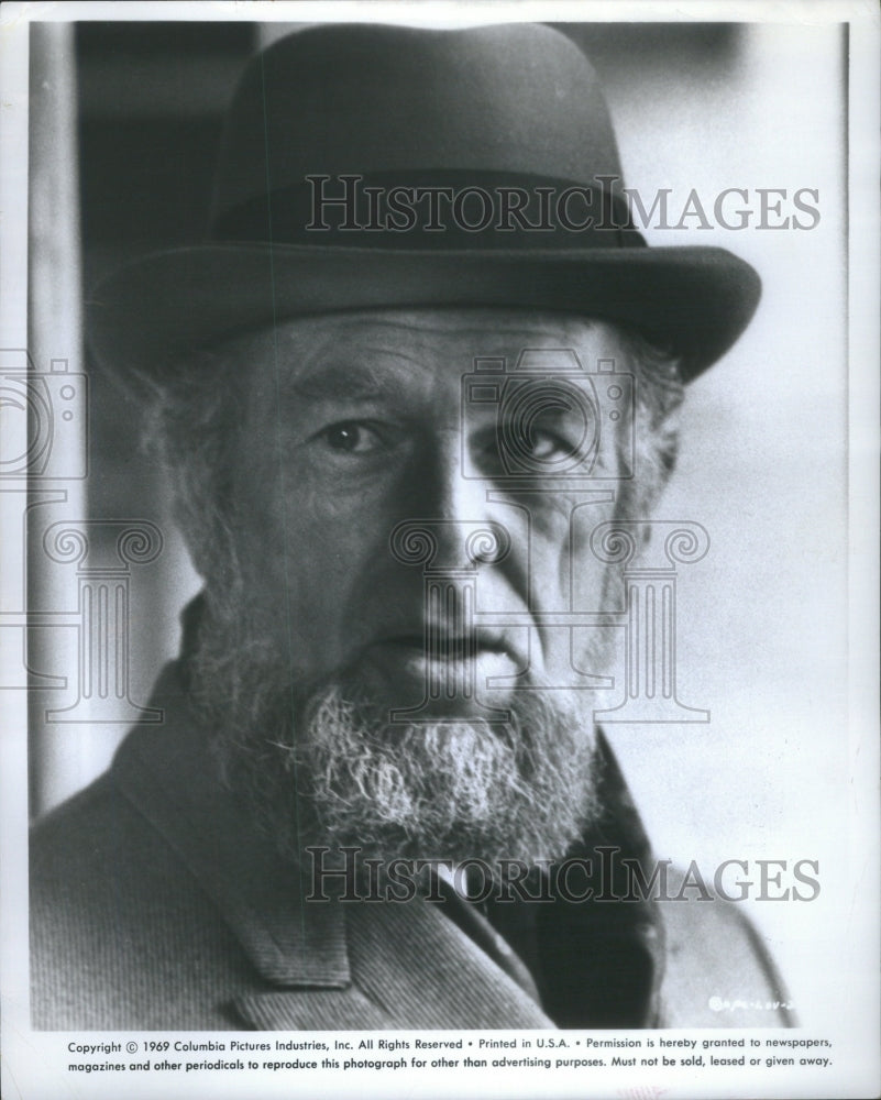 1970, Sterling Hayden Lipridon industrialist Sovirg- RSA64119 - Historic Images