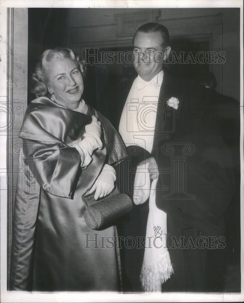 1957, Opera House Mr Mrs Marshall Haywood- RSA64365 - Historic Images