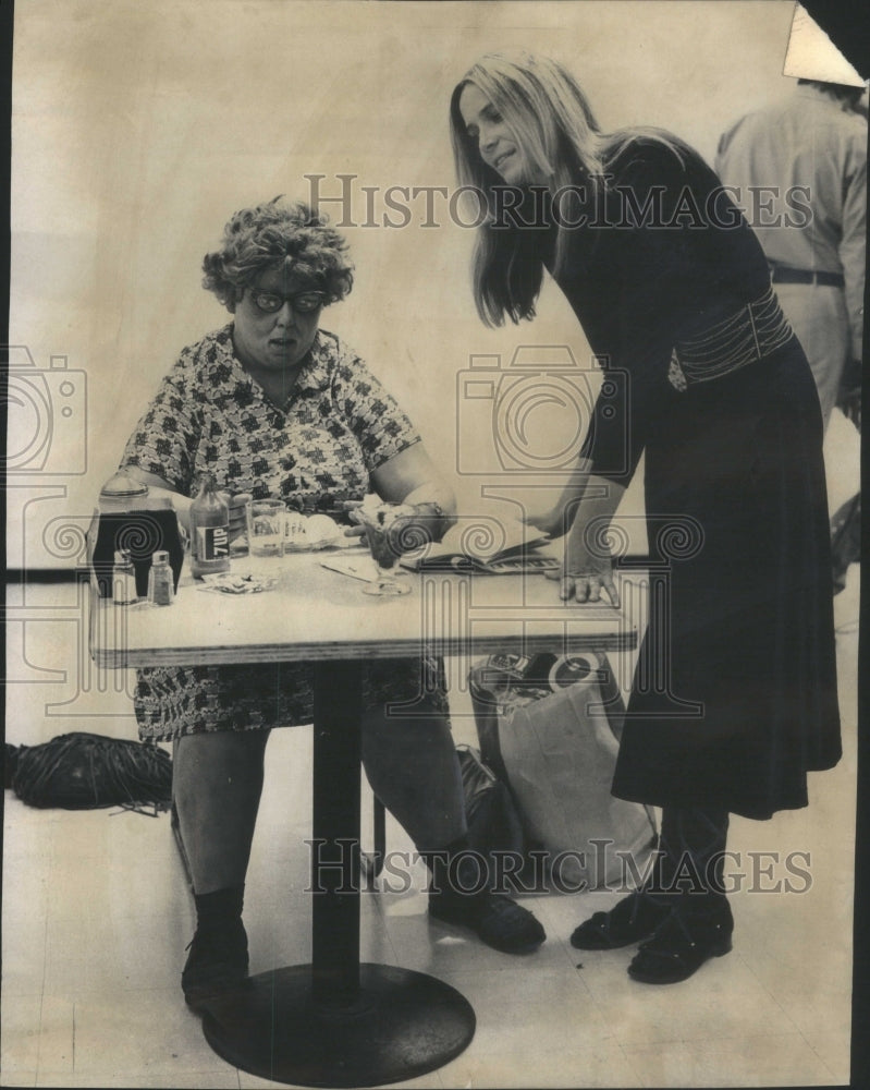 1971 Museum Contemporary Art Party  Duane Hanson Mrs Harbert Paschen - Historic Images