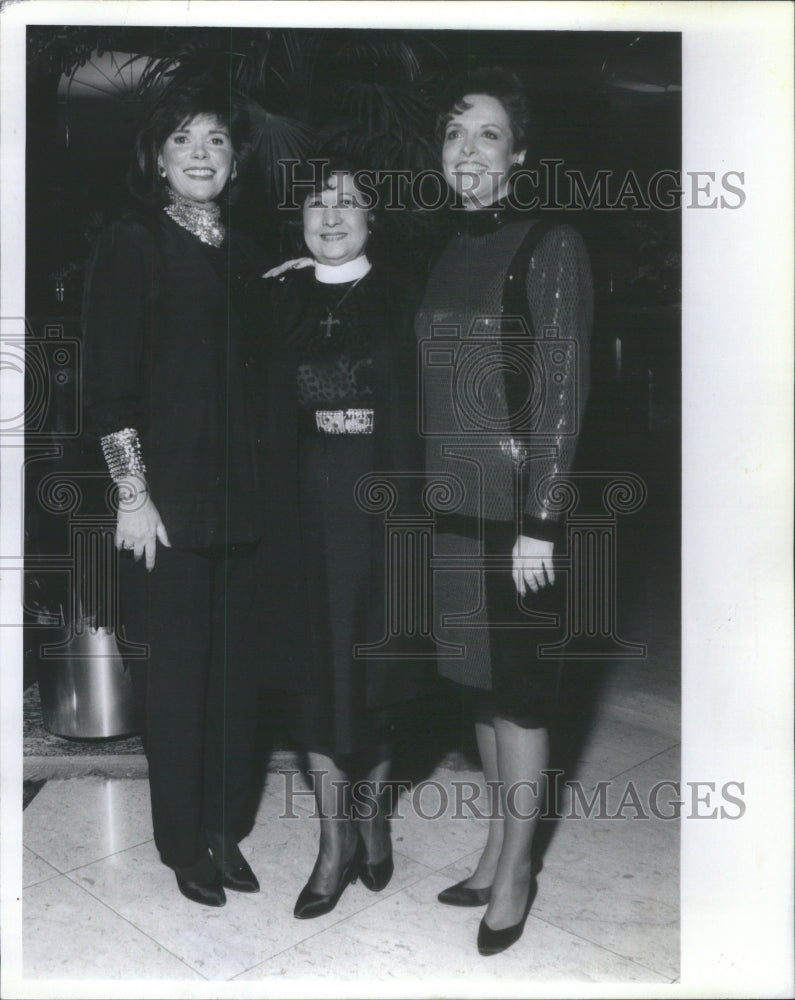 1991, Mary Laney Teena William Carol Hays Ambassador West dinner - Historic Images