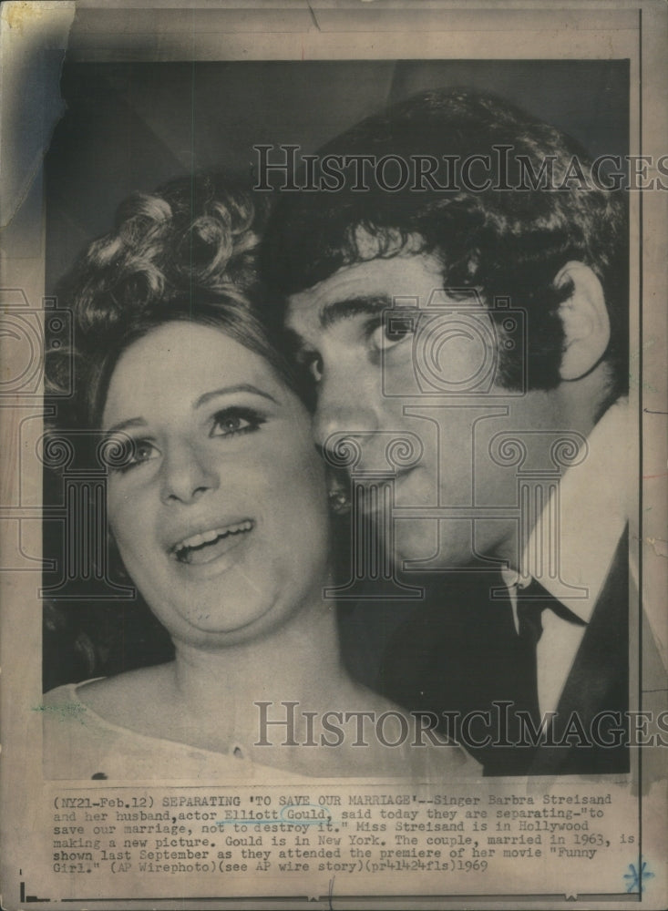 1969 Singer barbara Streisand actor Elliott Gould marriage-Historic Images