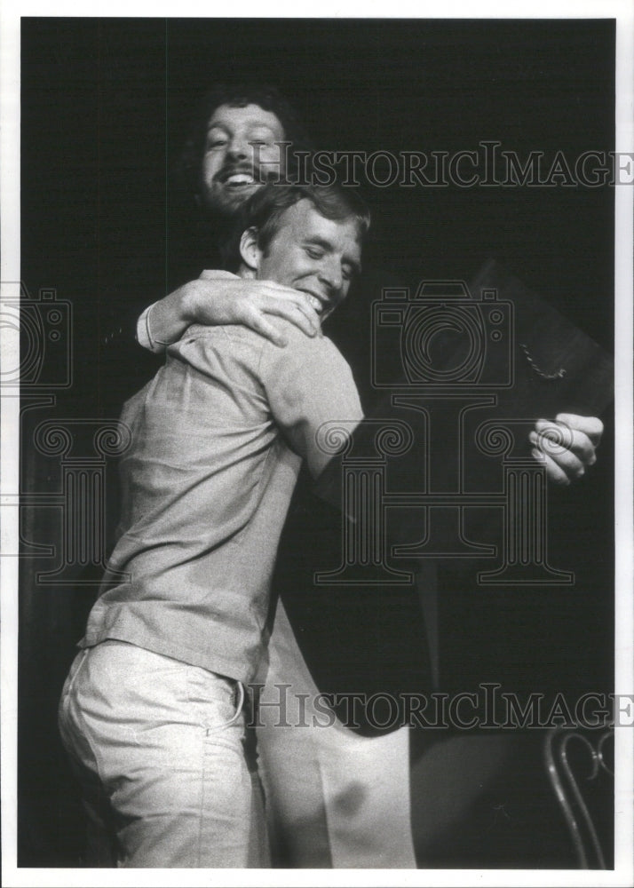 1977 ACTOR JOHN GREEN DIRECTOR BOB FALLS - Historic Images