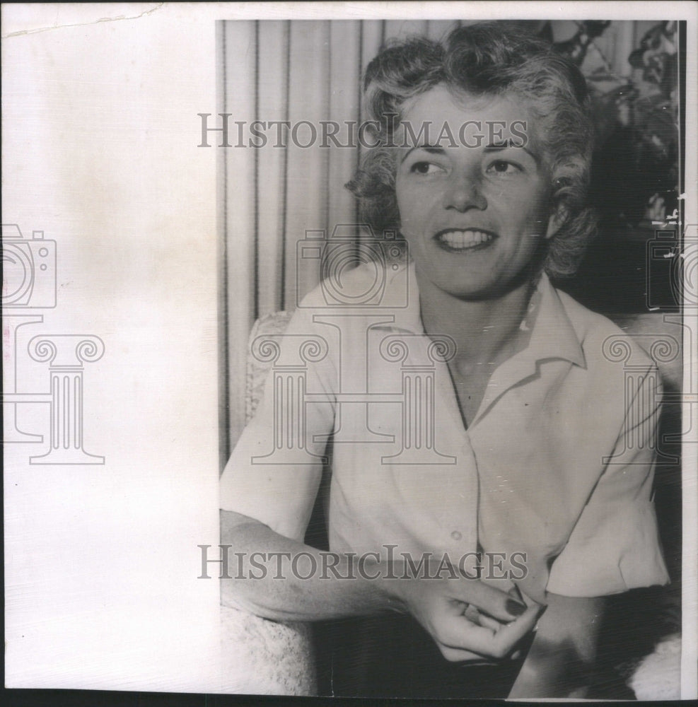 1960, Mrs Genevieve Lang Finch murder trial Los Angeles jury room - Historic Images