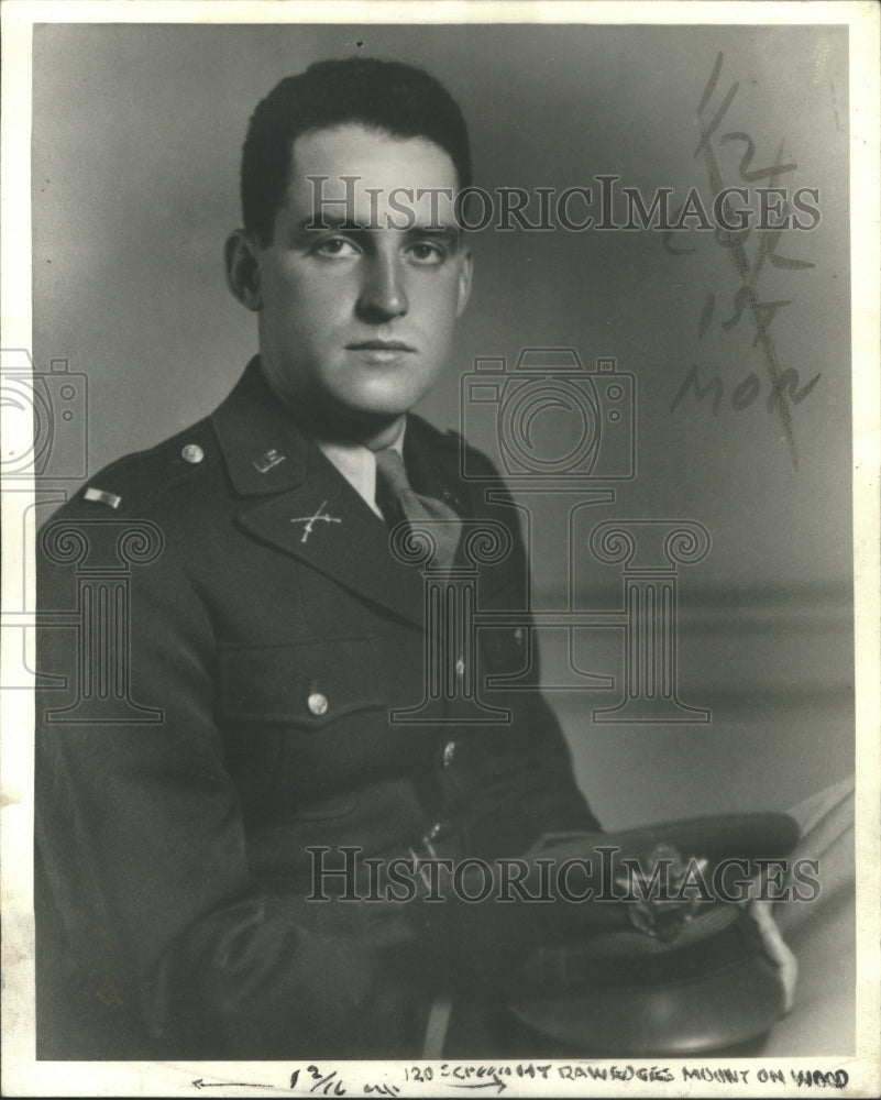 1944 Lt Richard Finnegan wounded - Historic Images