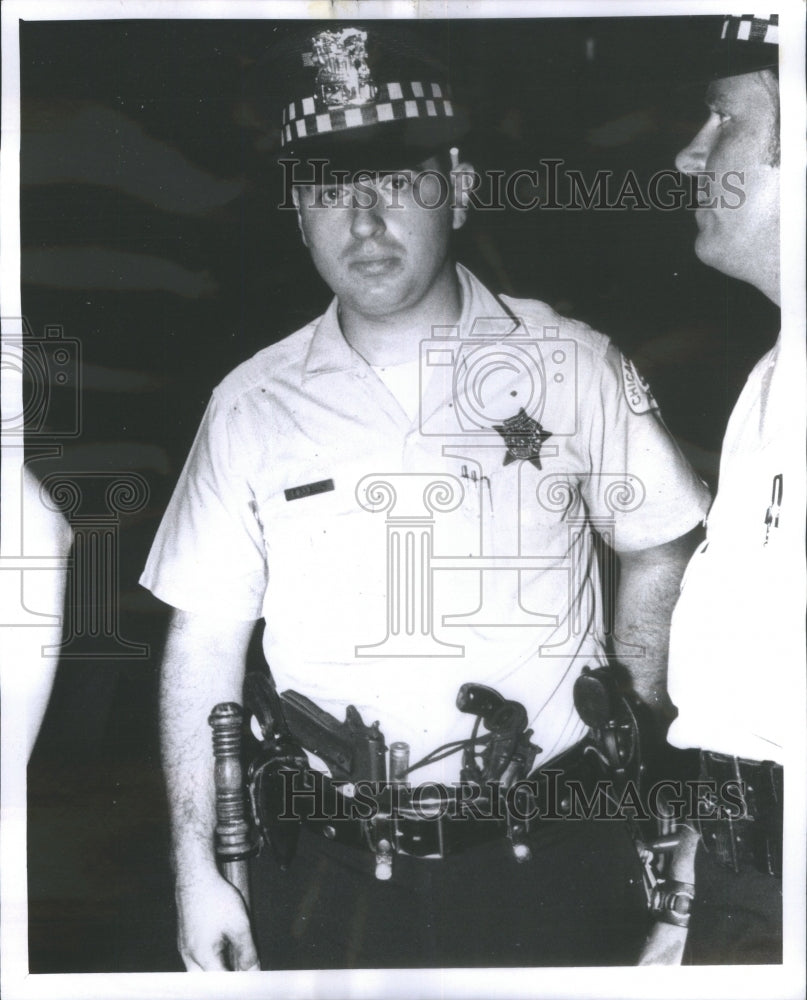 1969 Press Photo Officer James Finnelly- RSA65563 - Historic Images