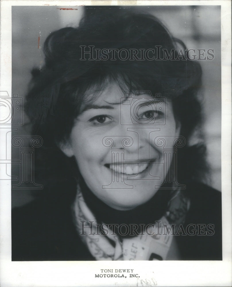 1976 Toni Dewey Motorola Corporate director Public relations - Historic Images