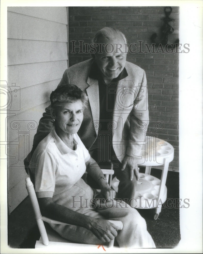 1988 Polio victim Nancy Drew and her husband Roger. - Historic Images