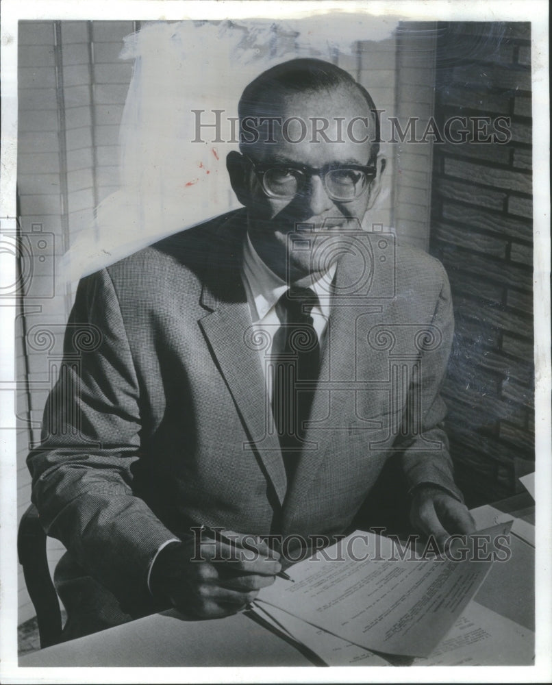1969 William Drew Vice President marketing L &amp; H Computer Corp - Historic Images