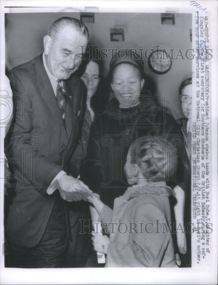 1984 President Johnson Shakes Hands With Busi Dube - Historic Images