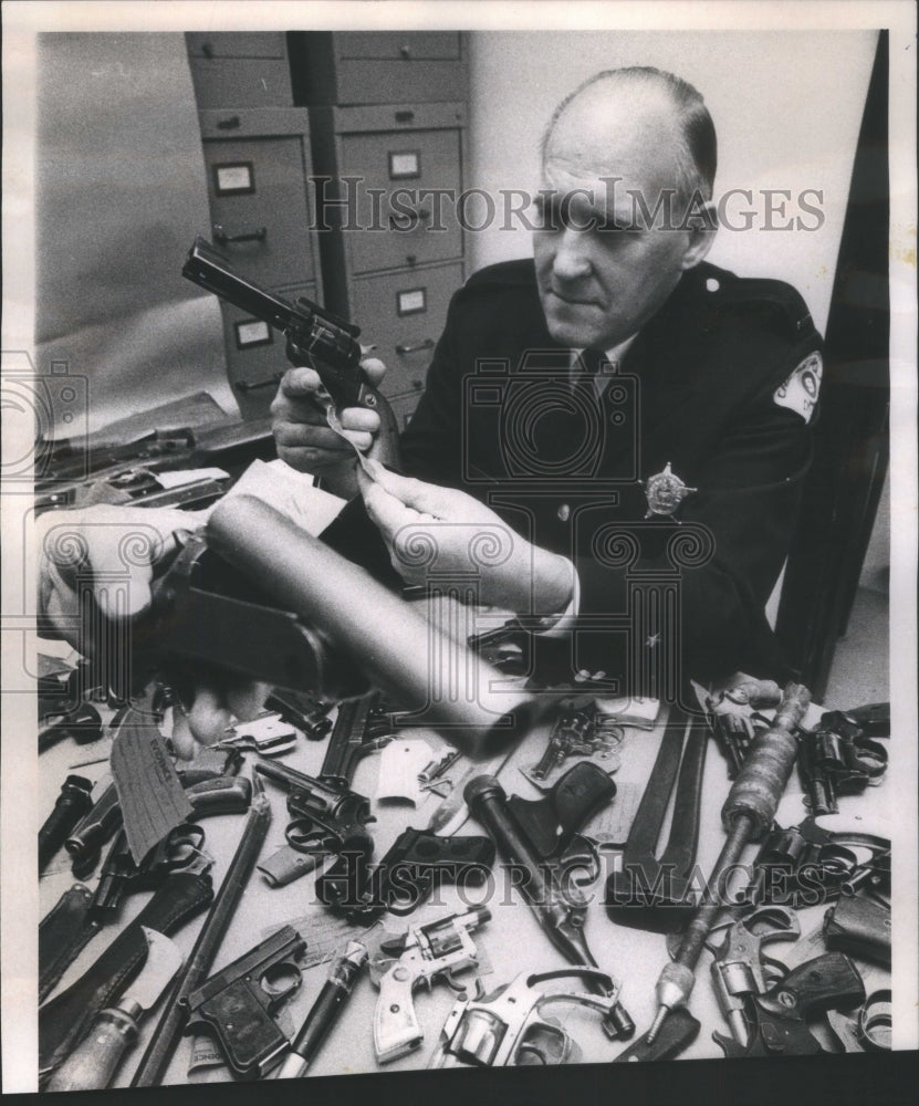1969 Paul Duellman Evidence Recovered Confiscated Weapons - Historic Images