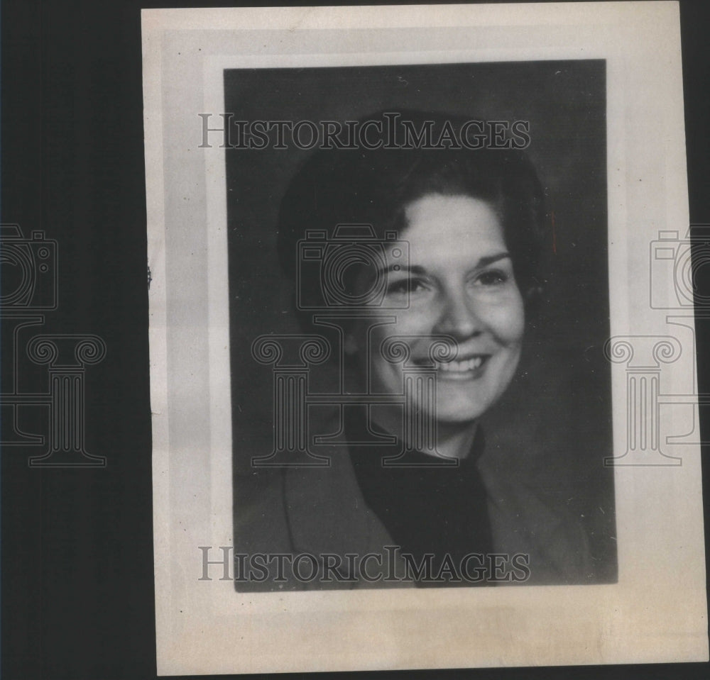 1975 Leona Folkers, Miss Tall Chicago-Historic Images