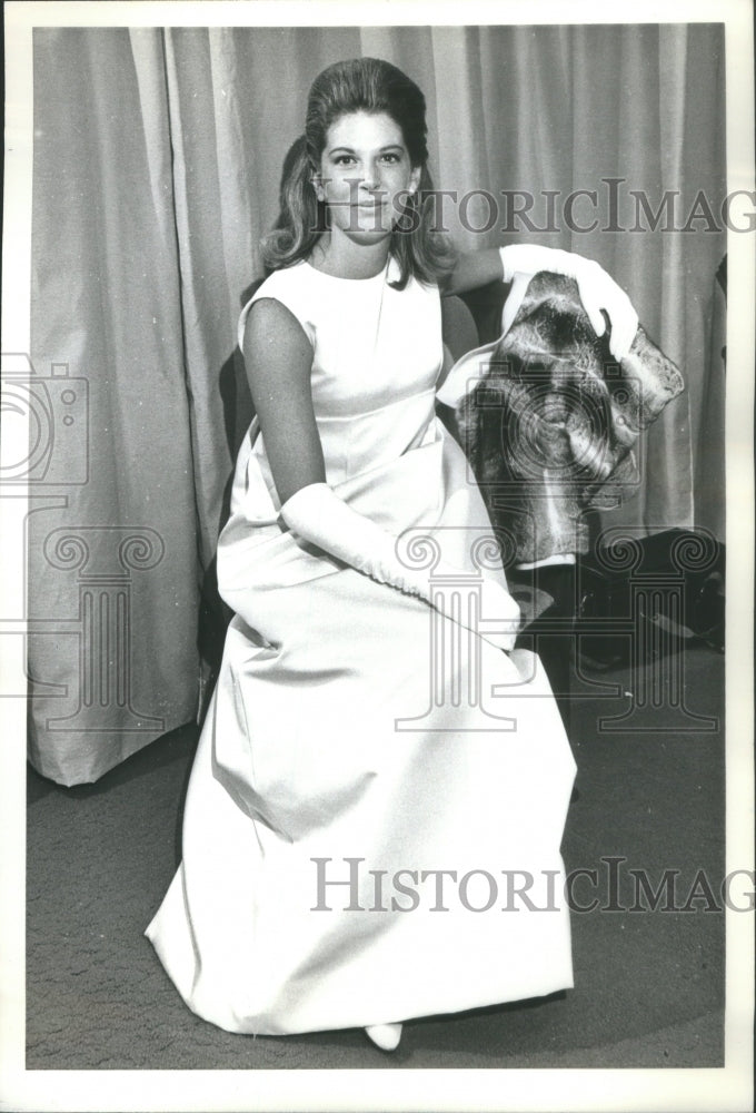 1966 Marshall Field Luke Fashion  Pesel-Historic Images