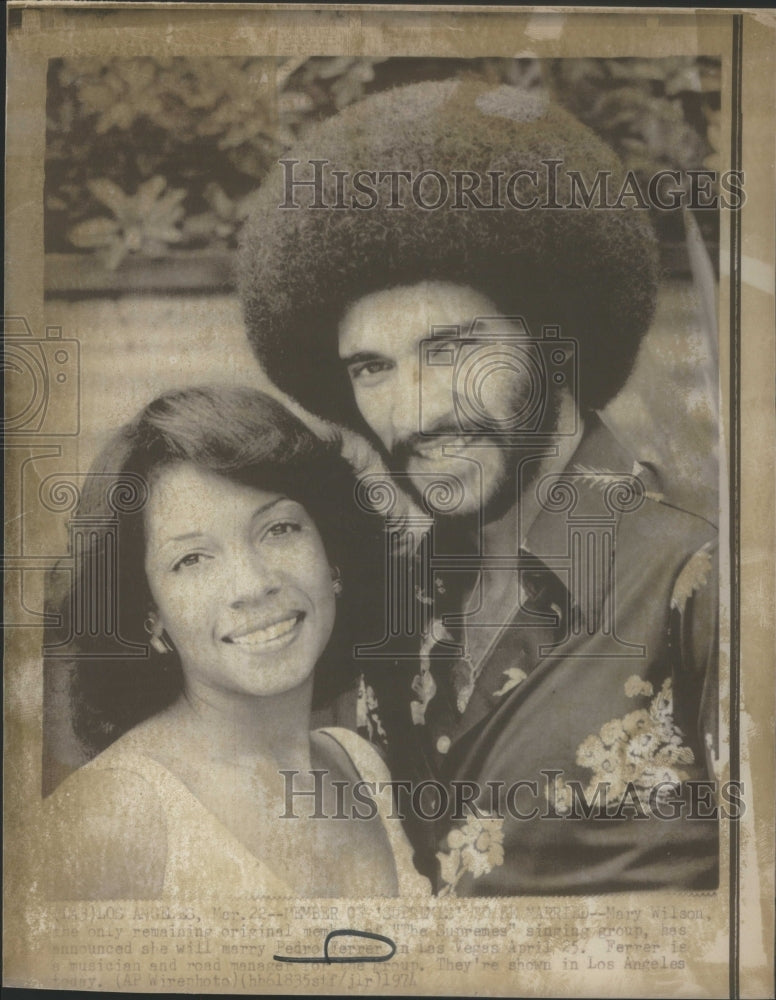 Press Photo Pedro Ferrer and fiance- RSA66641 - Historic Images