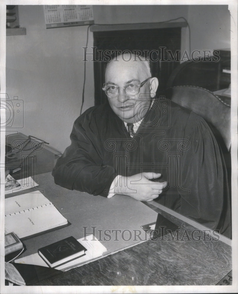 1953, Judge Frank R. Leonard of the Chicago Area- RSA67229 - Historic Images