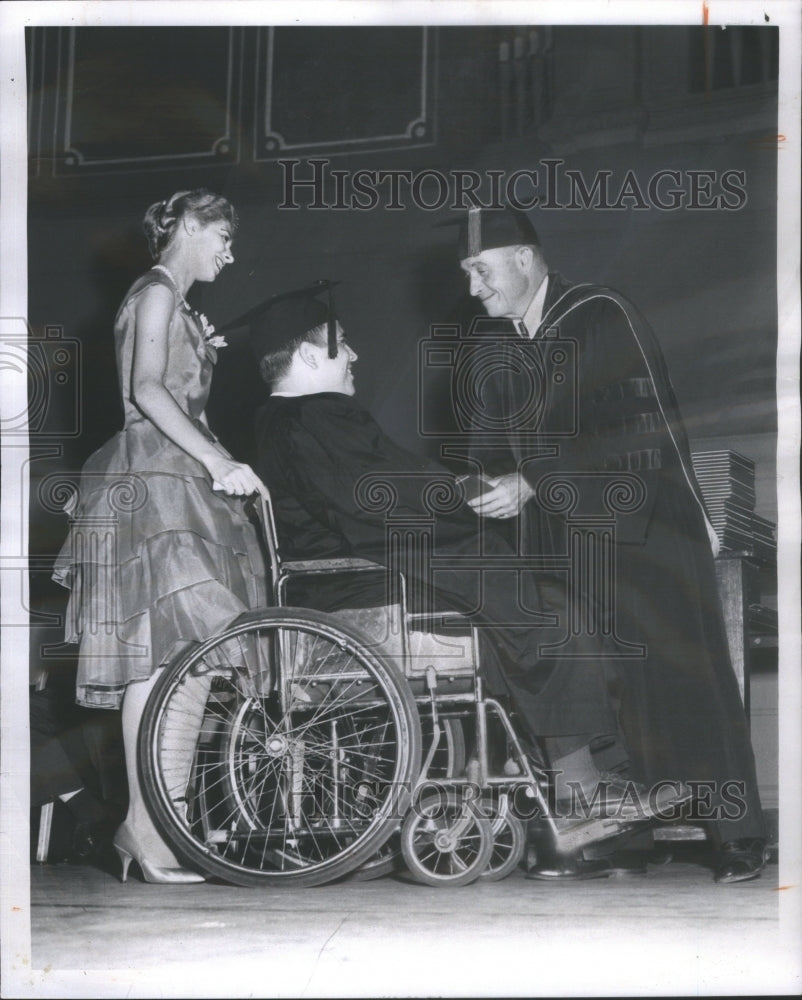 1960 William Levy Student Roosevelt University graduation class - Historic Images