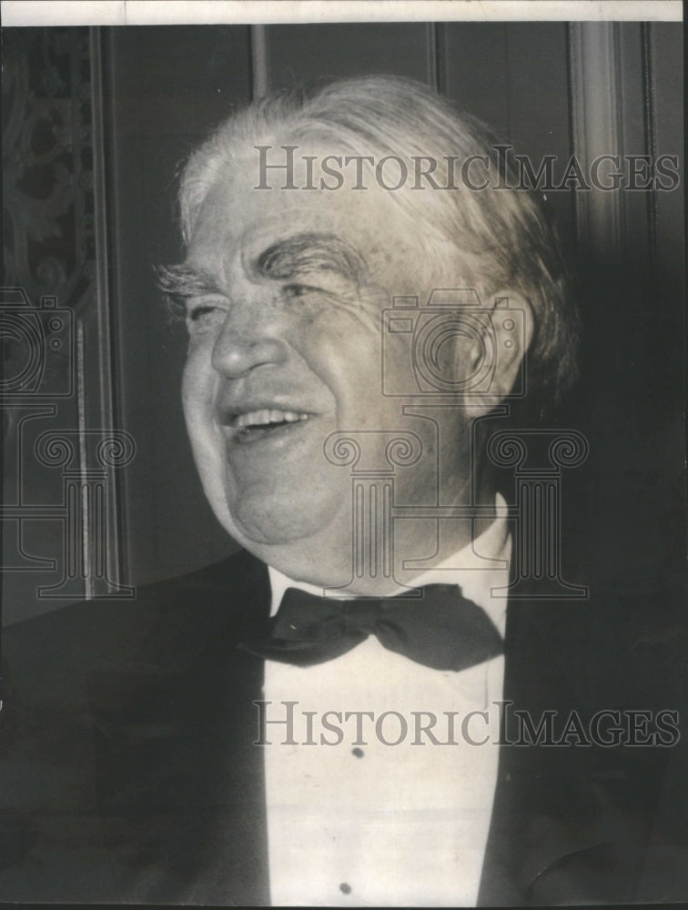 1950 Press Photo John Lewis Enjoy laugh Sheil Palmer House- RSA67549 - Historic Images