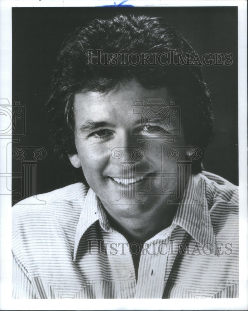 1988 Press Photo Patrick Duffy Hosts TV Special- RSA67675- Historic Images