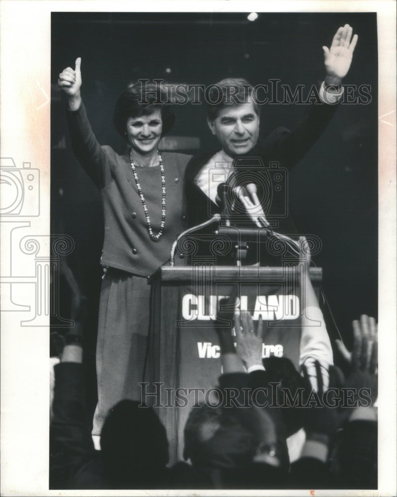 1988 Michael Stanley Dukakis Massachusetts - Historic Images