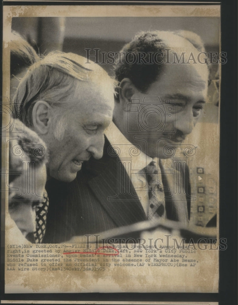 1975 Press Photo President Amar Sade Angier Biddle Duke New York City Event - Historic Images