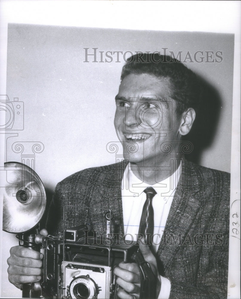 YYYY Press Photo Photographer James Dugan - Historic Images