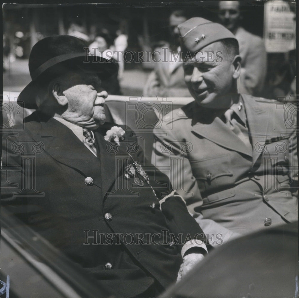 1944 Press Photo Thomas Ambrose Maj Gen H S Aurand Srevice- RSA68303 ...