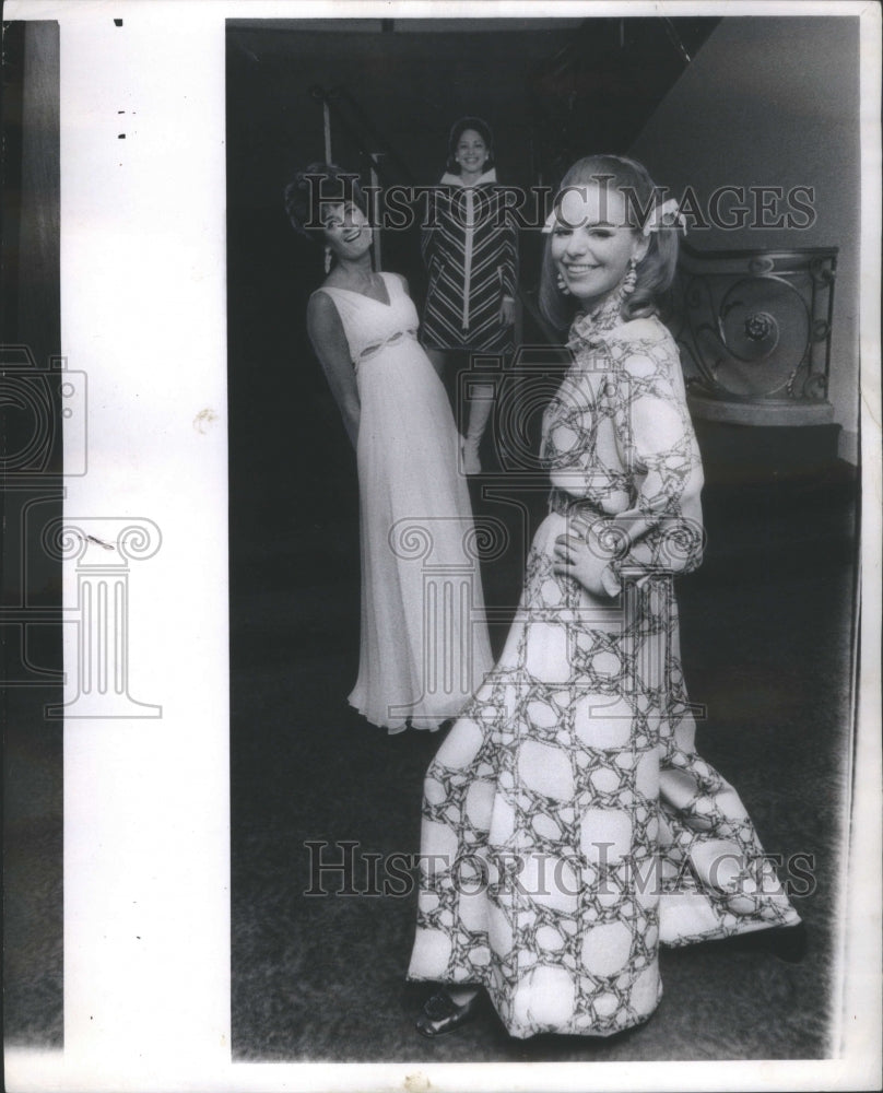 1968  Mrs. John S. Anderson of Chicago IL - Historic Images