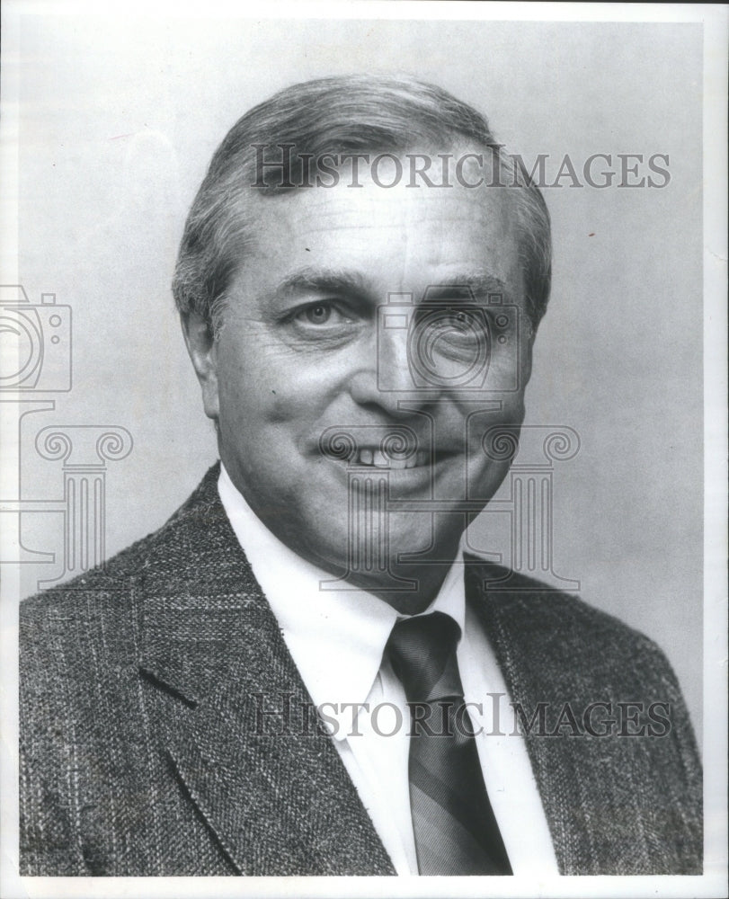 1986 Enoch Anderson, VP of Merchandise Mart Properties - Historic Images