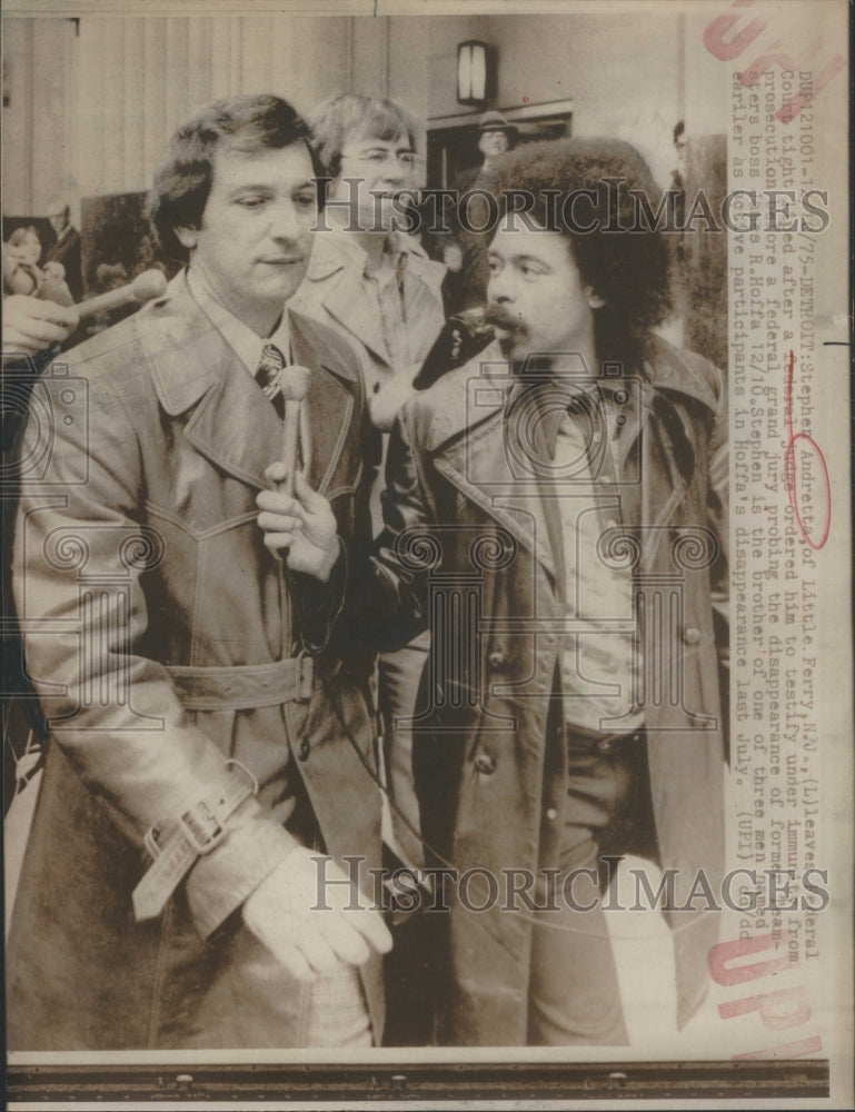 1975 Press Photo Stephen Andretta federal judge Court Jury- RSA68607 - Historic Images