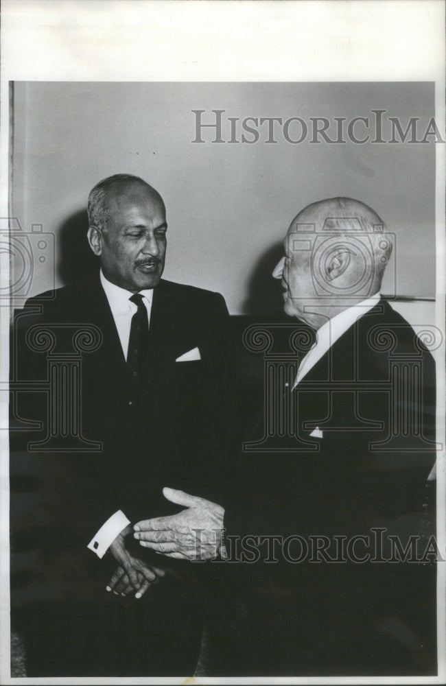 1966 Indian High Commissioner To Canada, General J. N. Chaudhuri - Historic Images
