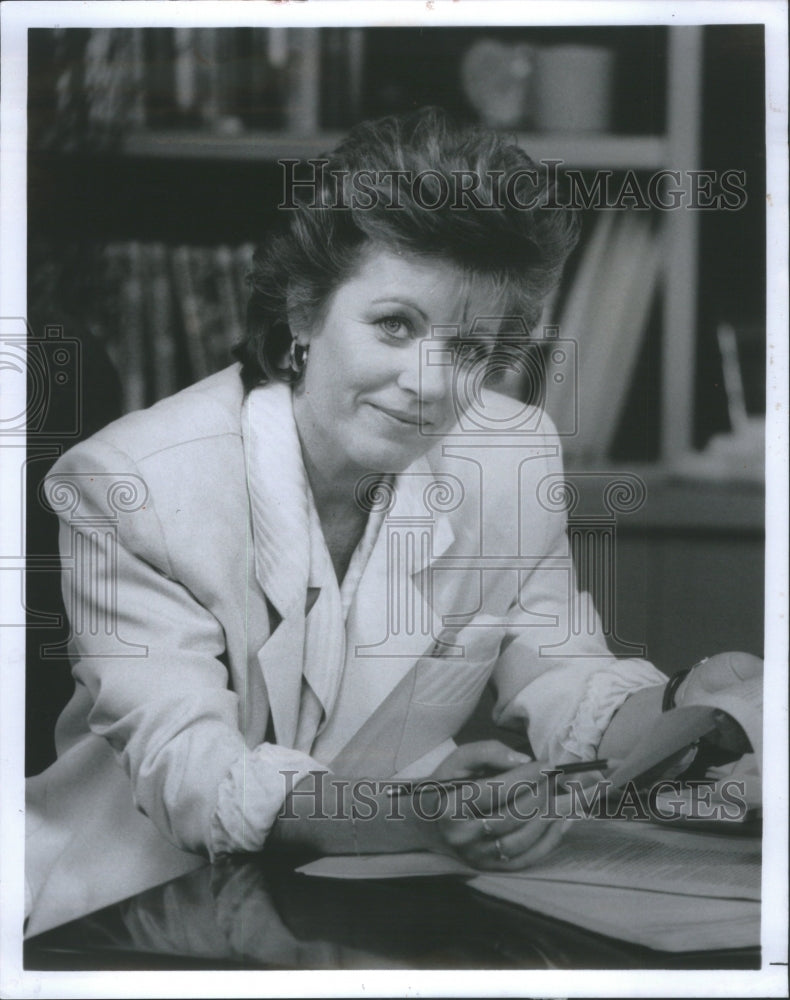 1987 Press Photo Patty Duke Karen Matthews independent Liberated- RSA68929- Historic Images