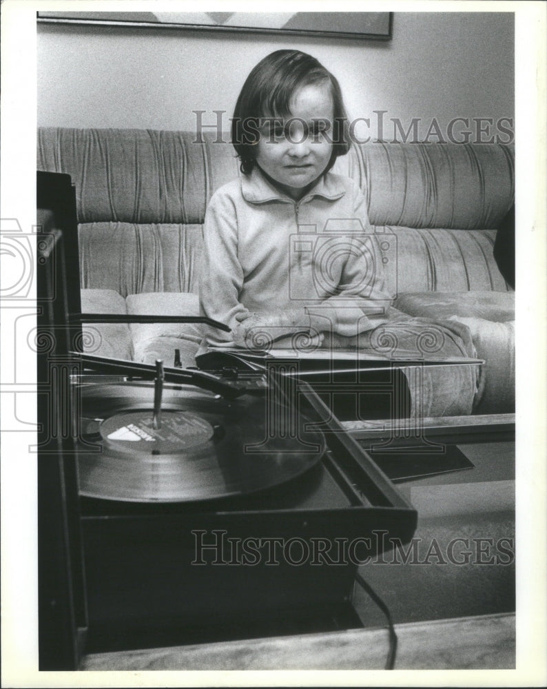 1981 Press Photo Ricky Caruso Skin Disease Hewland Barry