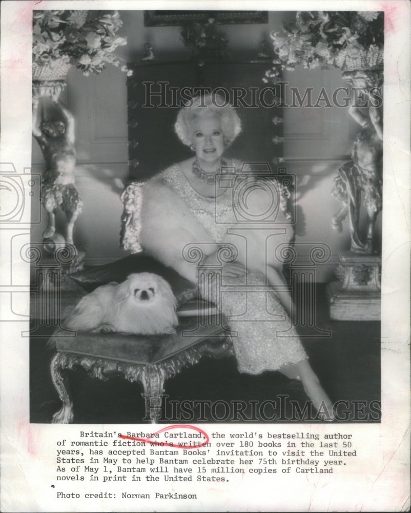 1976 Britain&#39;s Barbara Cartland Author of Romantic Fiction - Historic Images