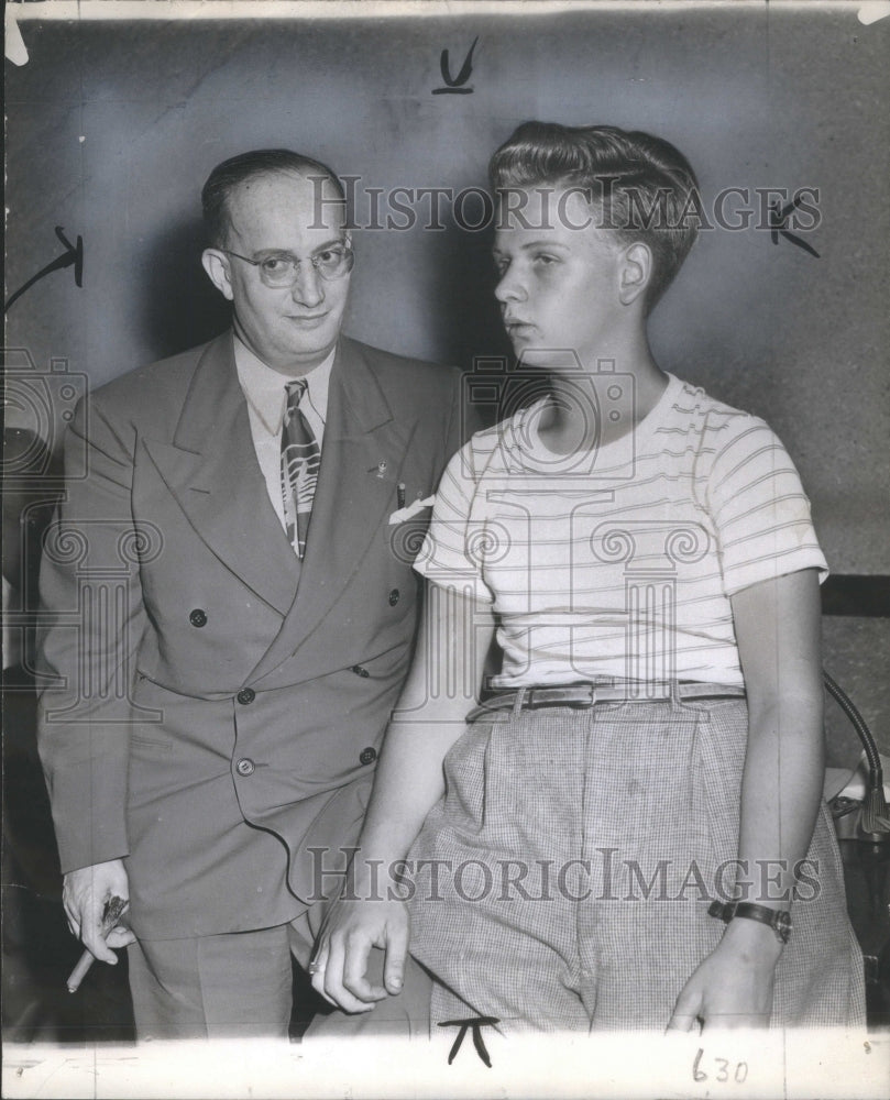 1946 Press Photo Judge Caplan and Son. Mitchell, 16.- RSA69291 - Historic Images