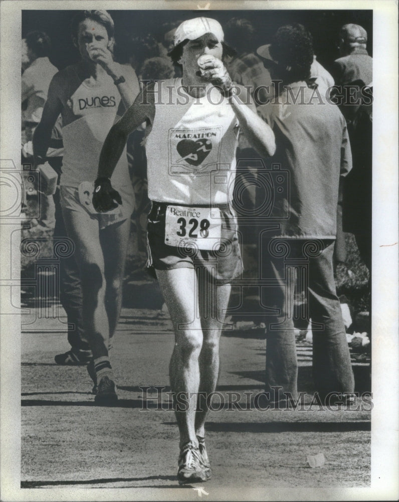 1981 Sun-Times Copy Editor Tom Carkeek, America&#39;s Marathon - Historic Images