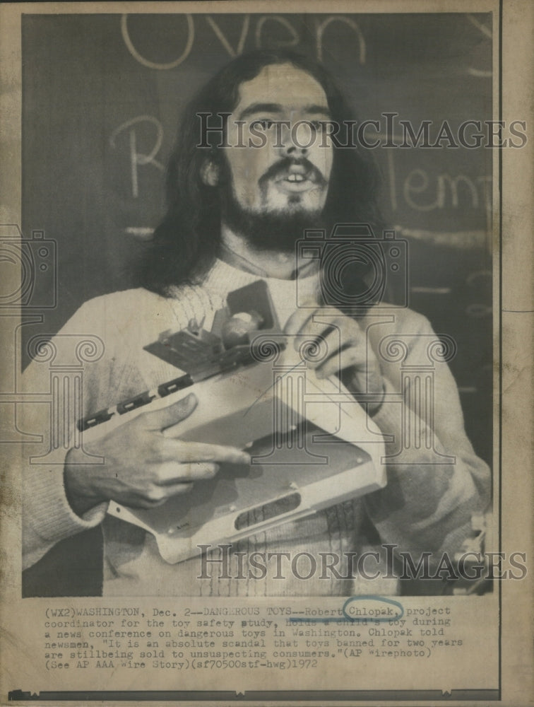 1972 Robert Cjlopak project coordinator Study - Historic Images