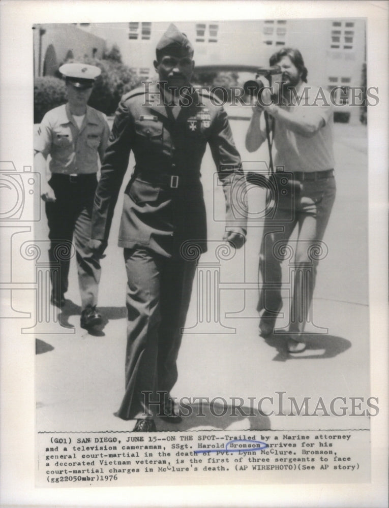 1976 Press Photo Harold Bronson Arrives For His General Court-Martial - Historic Images