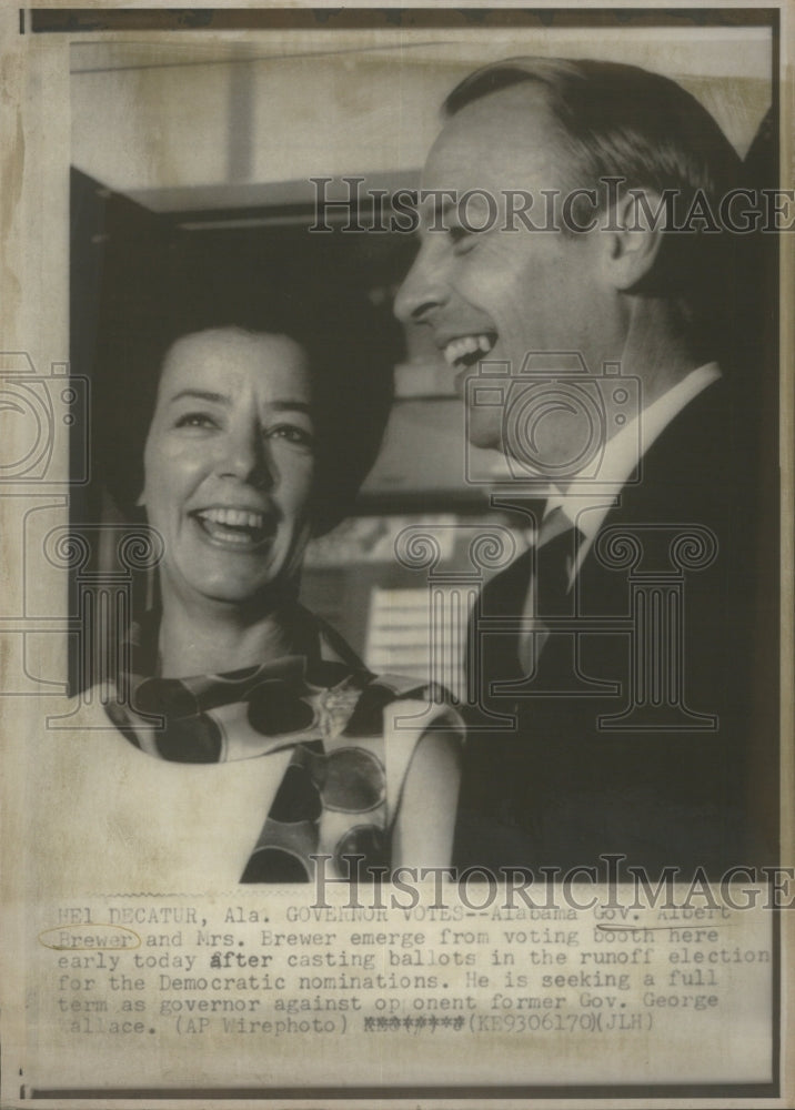 1970 Alabama Governor Albert Brewer And Mrs. Brewer After Voting - Historic Images