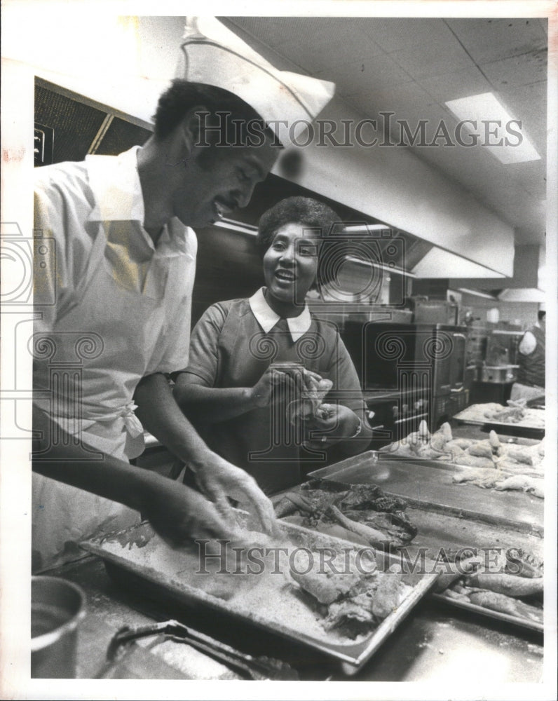 1981 Goodwill Industries Food Service Kitchen - Historic Images