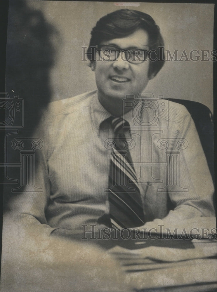 1978 Fred Brooks University of Chicago Director of College Aid - Historic Images