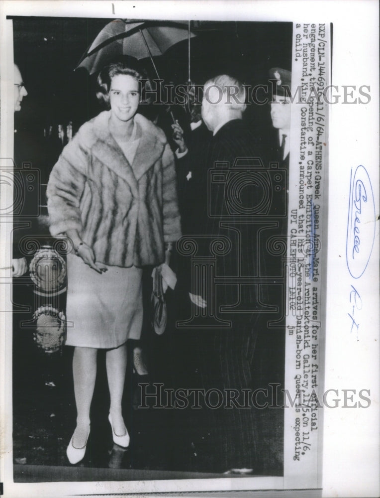 1964 Press Photo Greek Queen Anne-Marie arrives for opening of Exhibition - Historic Images