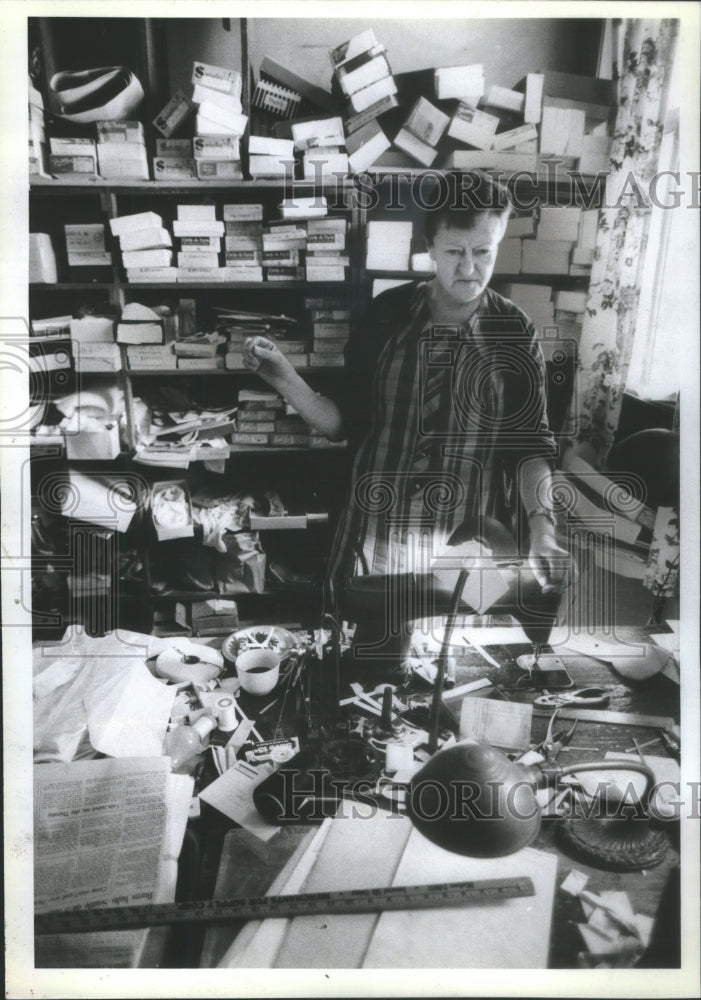 1981 Sophie Aromian Owner Sophie Carset Shop Garment Retailer - Historic Images