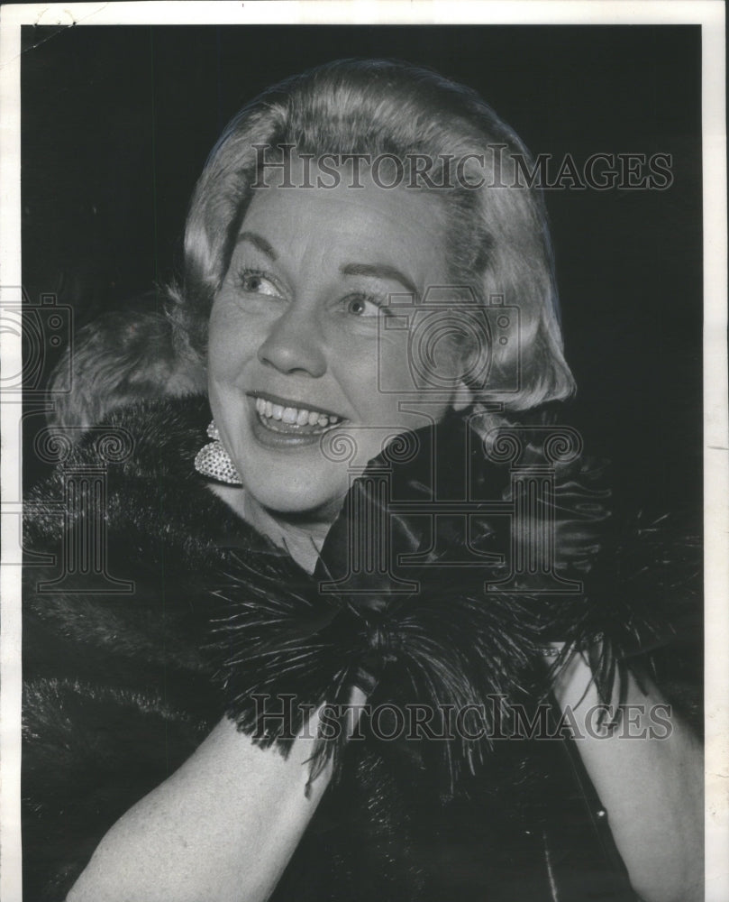 1965 Mrs. Raymond Applegate's Earrings & Shortie Gloves - Historic Images