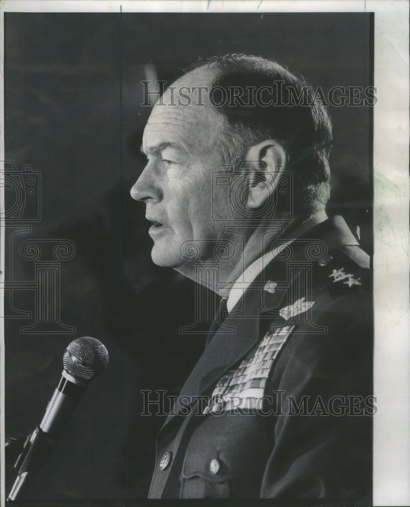 1978 General George Brown USAF chairman Joint chief Rotary club - Historic Images