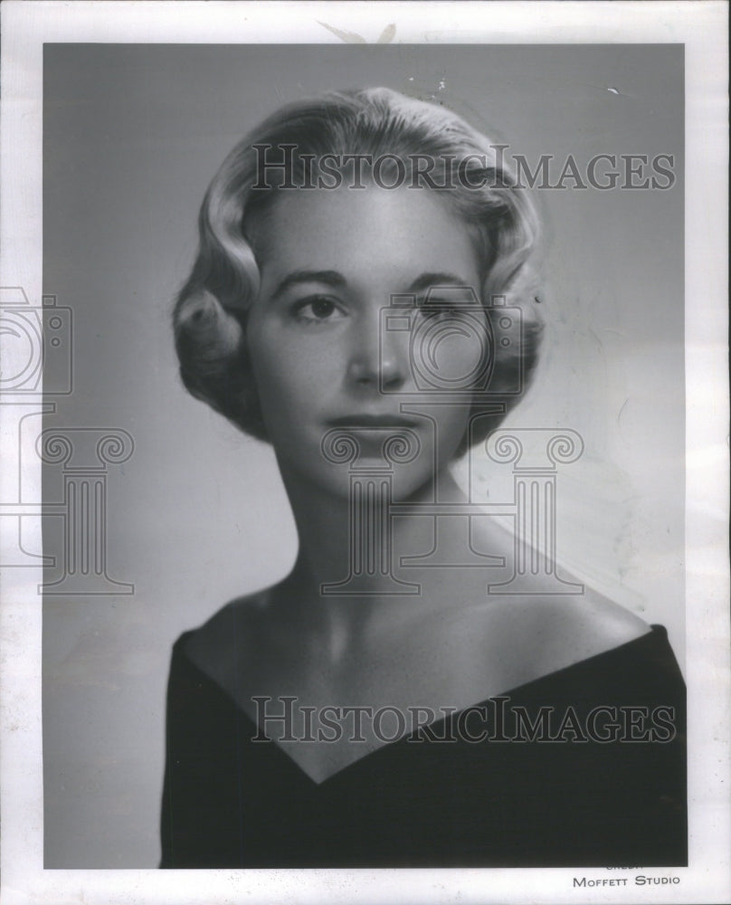 1961 Press Photo Patricia Anne Boysen announces her engagement to Thomas Patrick - Historic Images