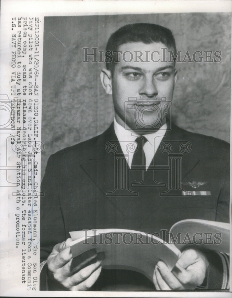 1964, Lt Cmdr Charles Klusmann San Diego Navy pilot Communi's prison - Historic Images