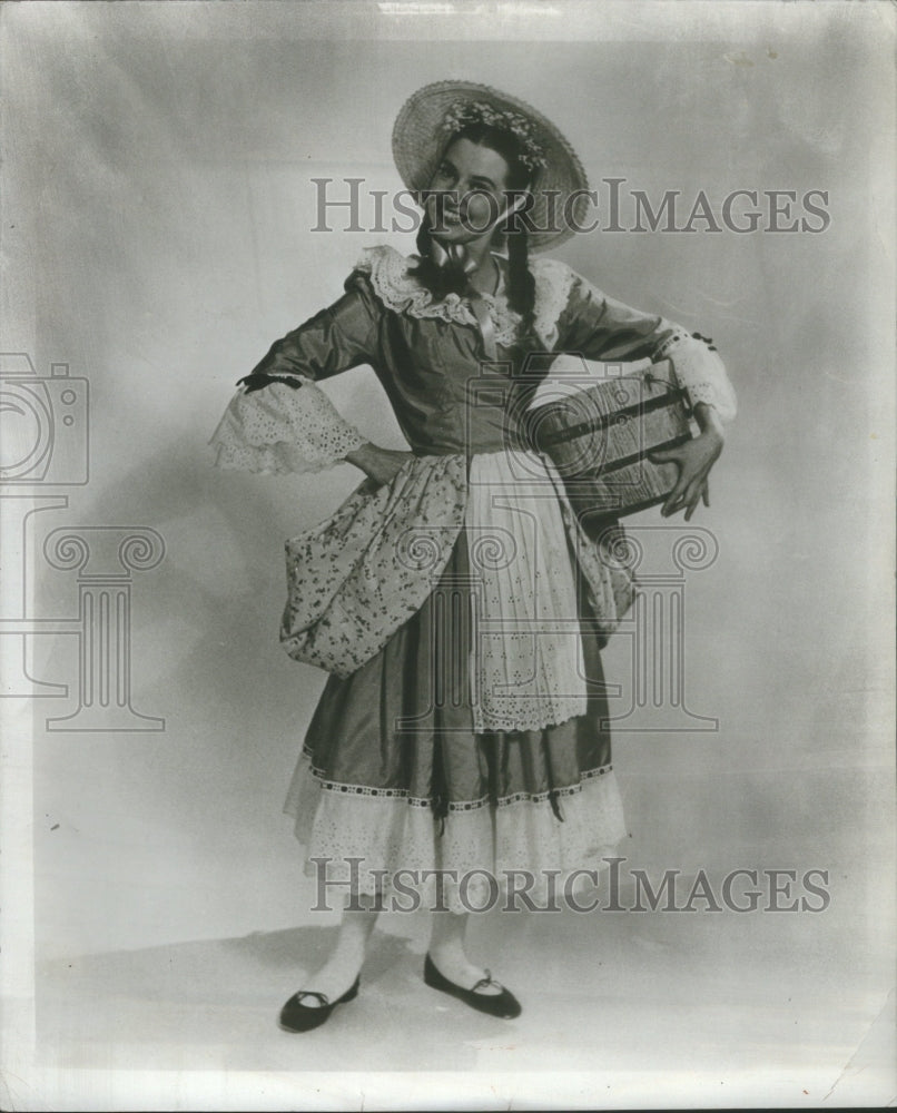 1953 Sally Knapp Lead Soprano Patience Gilbert-Historic Images