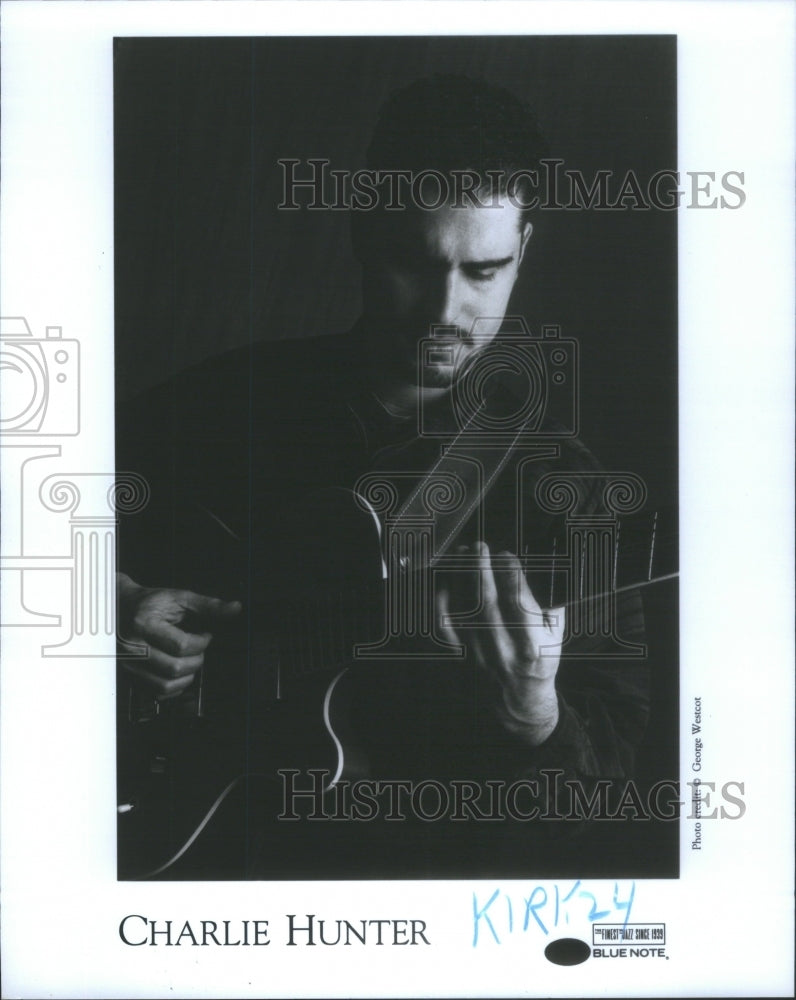 1995 Press Photo William Shakespeare Kirk guitar band Charles Hunter- RSA71447 - Historic Images